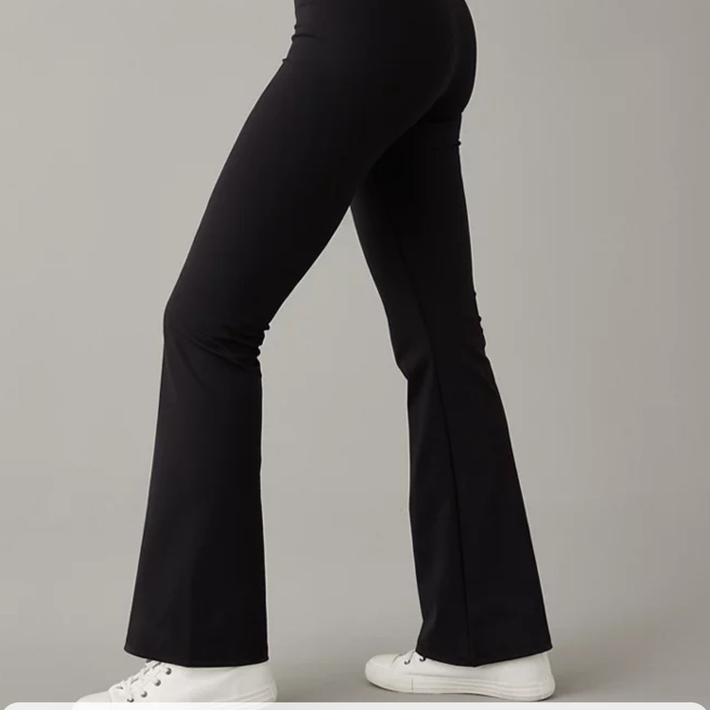 American Eagle -The Everything Flare Leggings - Size Large -Brand New With Tags! - Picture 3 of 7